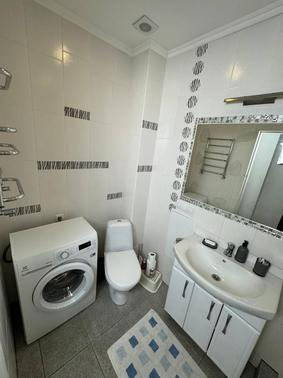 Apartment For Guests With Soul ヴィーンヌィツャ エクステリア 写真